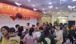 信阳新学校爆料视频曝光,揭秘校园内幕与真实情况