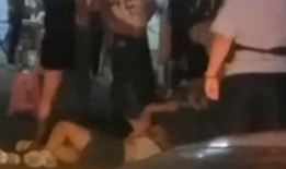 唐山打人案女生爆料视频,现场惊心动魄，目击者还原事发经过
